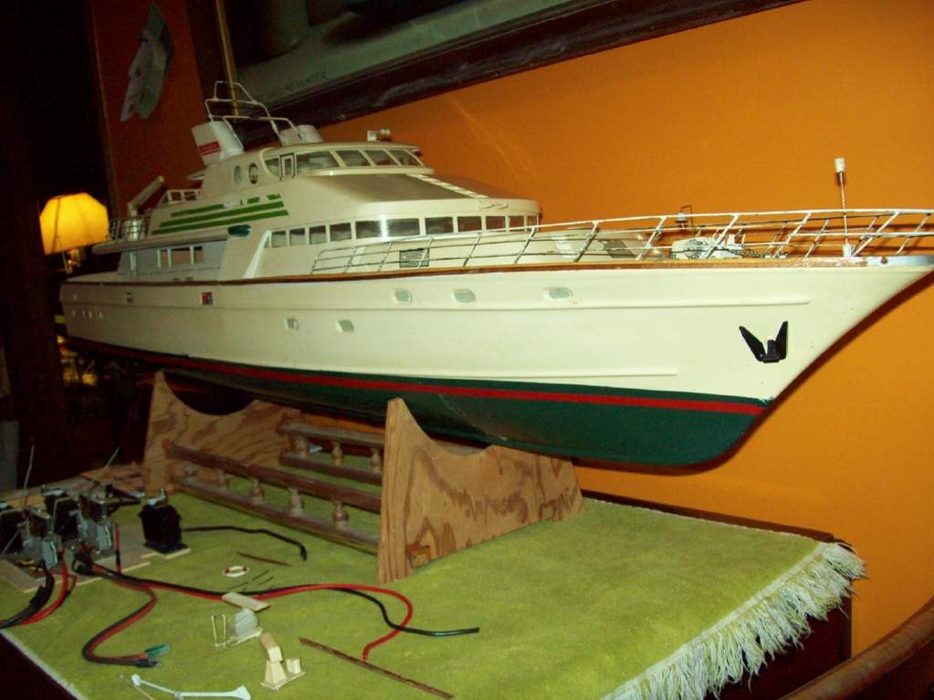 graupner rennboot katamaran